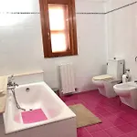 La Romagnosi Apartament