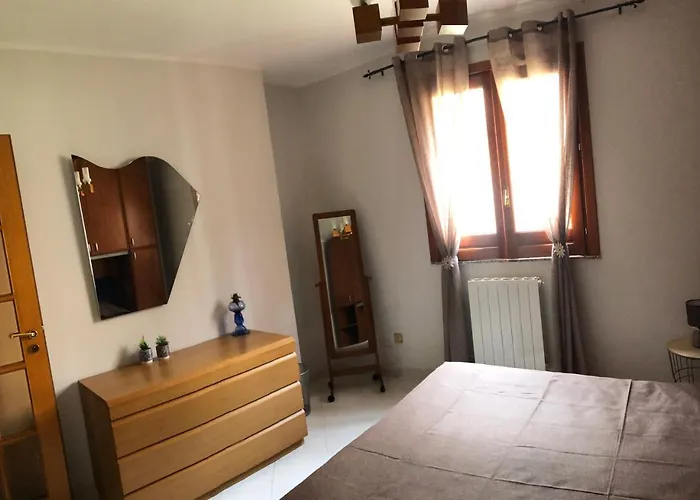 La Romagnosi Apartament